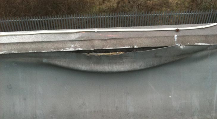 Severe slumping effect to rubber roof upstand