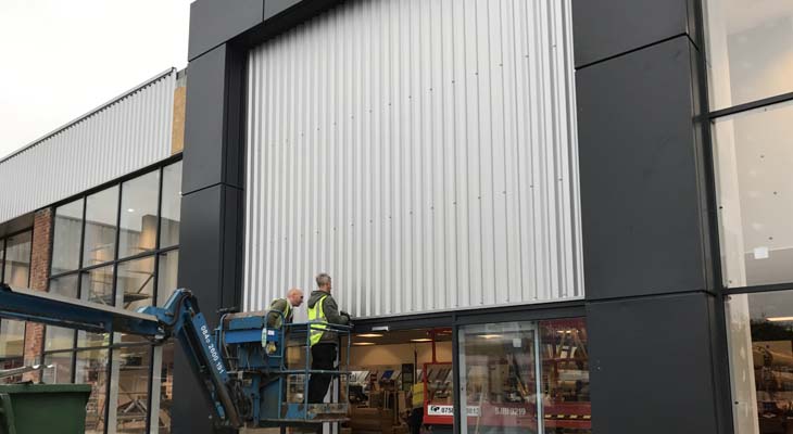 Kingspan MR1000 panels being installed